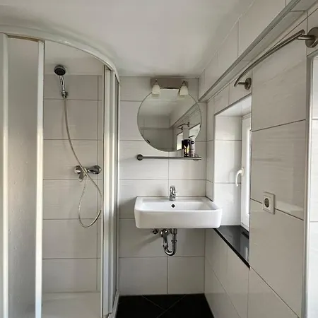 Gaestezimmer Limburg *