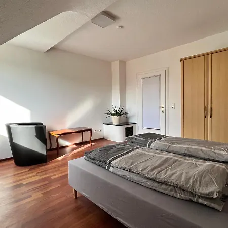 Gaestezimmer Limburg * リンブルク・アン・デア・ラーン